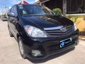 Toyota Innova G 2010 model diesel engine-3