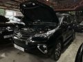2017 TOYOTA Fortuner 24 V 4x4 Automatic Black-1