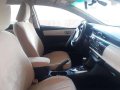 Toyota Corolla Altis 1.6V top of the line 2014-4