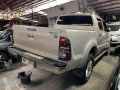 2014 TOYOTA Hilux 25 G 4x2 Gold Metallic Manual-3