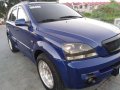 Kia Sorento 2005 4x4 high and low 300 k negotiable-0