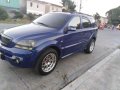 Kia Sorento 2005 4x4 high and low 300 k negotiable-5