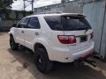 SELLING TOYOTA Fortuner V-2