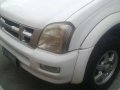 Isuzu DMAX 3.0D LX 2007 model Diesel Manual 4x2-1