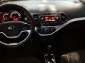 Kia Picanto 1.2EX Sport 2017 Automatic-3