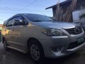 SELLING TOYOTA Innova 2010-7