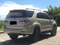 2015 Toyota Fortuner V Series Top of the line-8
