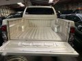 TOYOTA Hilux 2.5 G 4x2 Manual Metallic Gold 2014-4