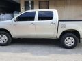2011 model Toyota Hilux pickup 4x2 Manual transmission-0