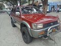 SELLING Toyota Hilux surf 1992-4