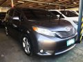 2011 Toyota Sienna XLE A/T Full Options Full Ootions-8