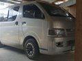 SELLING Toyota Hiace Commuter 2007-3