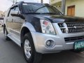 isuzu Alterra 3.0 Diesel 2009 Model for sale-0