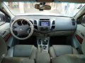 Toyota Fortuner V 2005 for sale-4