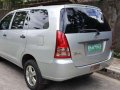 Toyota Innova E 2008 for sale-2