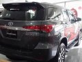 Toyota Fortuner 2018 V AT for sale -6