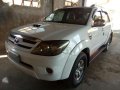 Toyota Fortuner V 2005 for sale-0