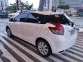 SUPER SARIWA Toyota Yaris Hatchback MT 2014 for sale-9