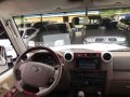 Toyota Land Cruiser 76 v8 LX10 special for sael-5