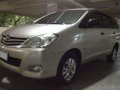 Toyota Innova E 2011 Matic Gas Matipid WorryFree BestBuy-1