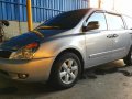 Kia Carnival 2011 for sale-5