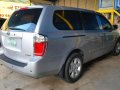 Kia Carnival 2011 for sale-6