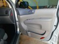 Kia Carnival 2011 for sale-4