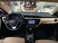 2017 Toyota Altis 1.6 V Automatic Transmission-1
