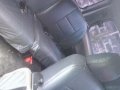 Rush sale HYUNDAI STAREX 2004 matic diesel Well maintained-2