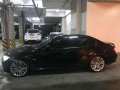 Bmw 318i 2010 model with I-drive mint condition-3