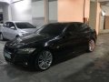 Bmw 318i 2010 model with I-drive mint condition-4