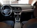 LIMITED EDITION 2017s Hyundai Elantra 2.0GL-6