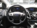 2013 Ford Focus S Hatchback 2.0 AT Gas CASA RECORDS Roof Rack. Sunroof-3