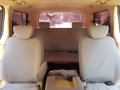 2014 Hyundai Starex VGT White Automatic transmission-4