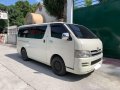 2009 Toyota Hiace Commuter diesel mt fresh -7