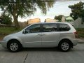 FOR SALE !  2013 Kia Carnival Manual transmission-2