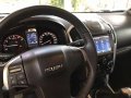 SELLING ISUZU Dmax 2014 manual-4