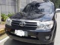 Toyota Fortuner manual diesel 2011 Complete papers-0