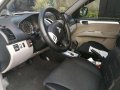 2011 Mitsubishi Montero GLS-V Savanna White-1