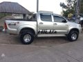 For sale or swap TOYOTA HILUX 2006 MODEL 4X4 AUTOMATIC diesel-1