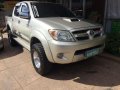 For sale or swap TOYOTA HILUX 2006 MODEL 4X4 AUTOMATIC diesel-8
