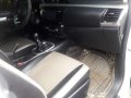 Toyota Hilux G 4x4 mdl 2016 Good as brand new-4