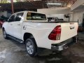 2016 TOYOTA Hilux 24 G 4x2 Manual Freedom White-1