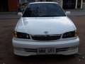 SELLING Toyota Corolla gli 2000mdl-0