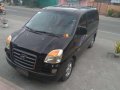 Selling my Hyundai Starex CRDI RV 2006 model-8