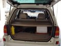 2005 FORD ESCAPE XLT 4x4 Top of the line (Loaded)-6