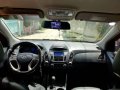 Hyundai Tucson 2012 AT Diesel 4WD for sale-3