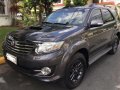 2015 Toyota Fortuner V Automatic Diesel Black Edition-1
