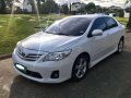2013 Toyota Altis 1.6 V ( top of the line ) Pearl White RUSH!!-7
