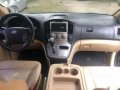 Selling Hyundai Starex gold vgt 2010-2